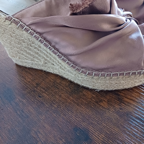 Wedges in Pink "Odele "Platform Wedges - Picture 4 of 6